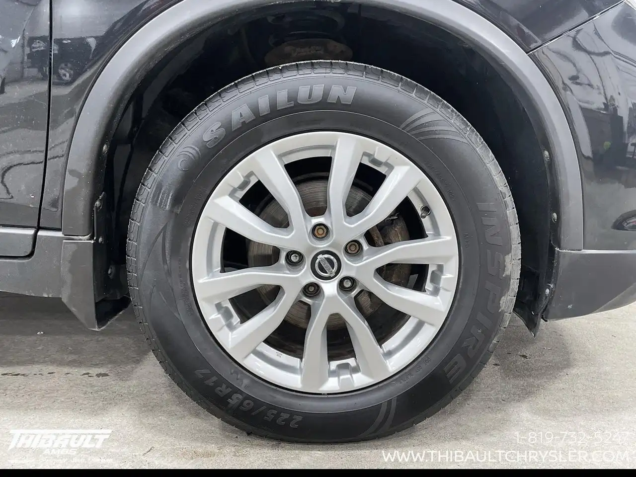 Nissan Rogue снимка Nissan Rogue