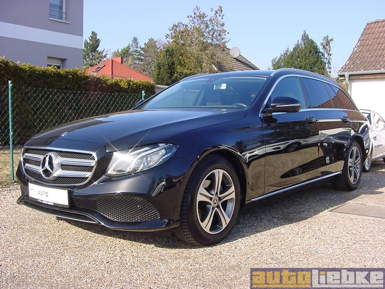 Second hand Mercedes Benz E-Class 200