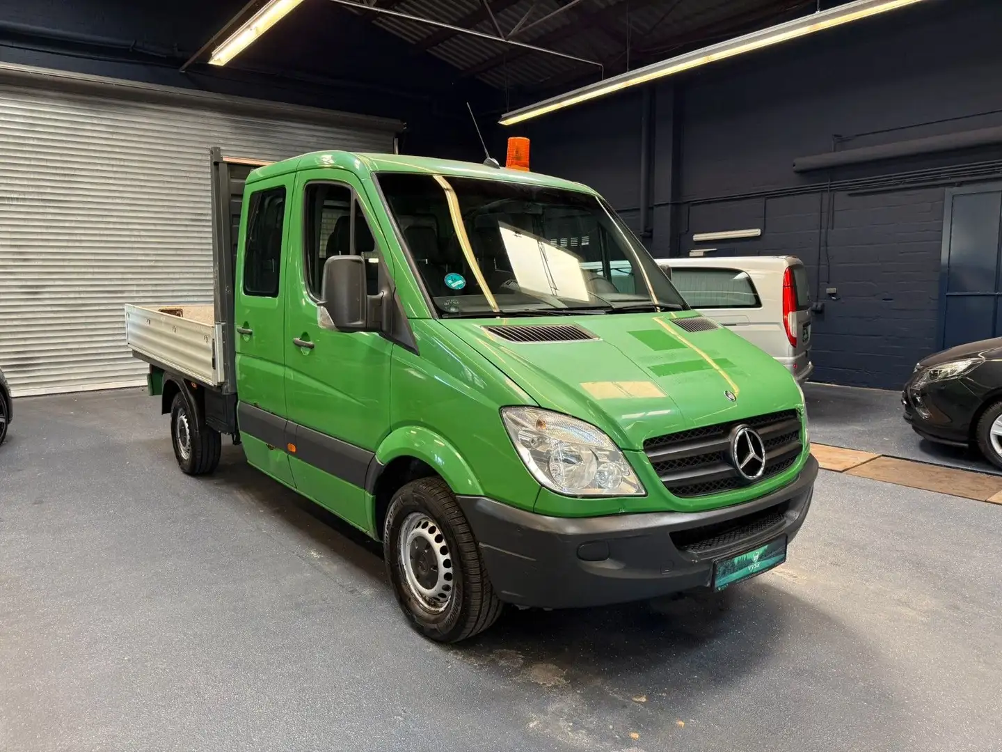 Mercedes-Benz Sprinter 209 DoKa Pritsche AHK 108TKM TÜV NEU! Vert - 2