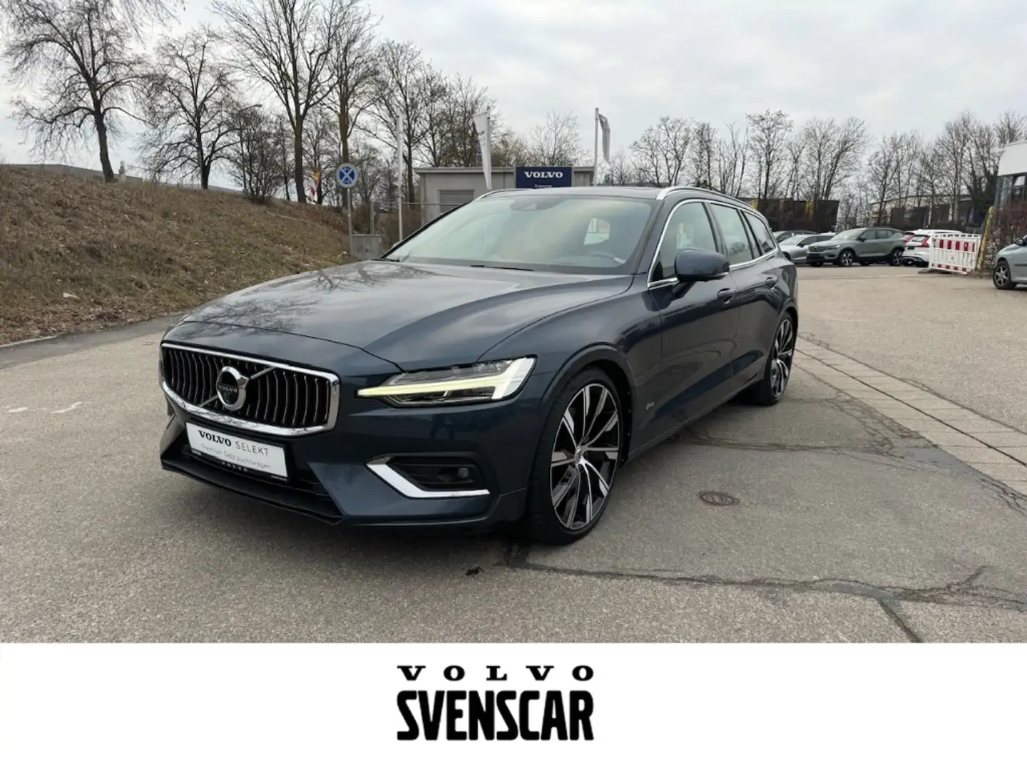 Volvo V60 Inscription T5 EU6d-T HUD StandHZG El. Panodach Na Blau - 1