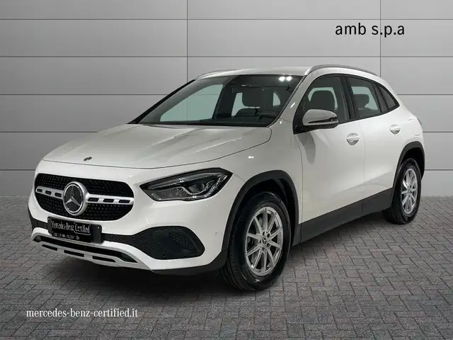 Mercedes-Benz GLA 200 GLA 200 d Automatic Business Extra