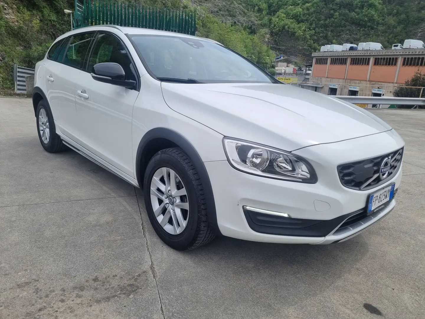 Volvo V60 Cross Country V60 Cross Country 2.0 d3 geartronic Biały - 2