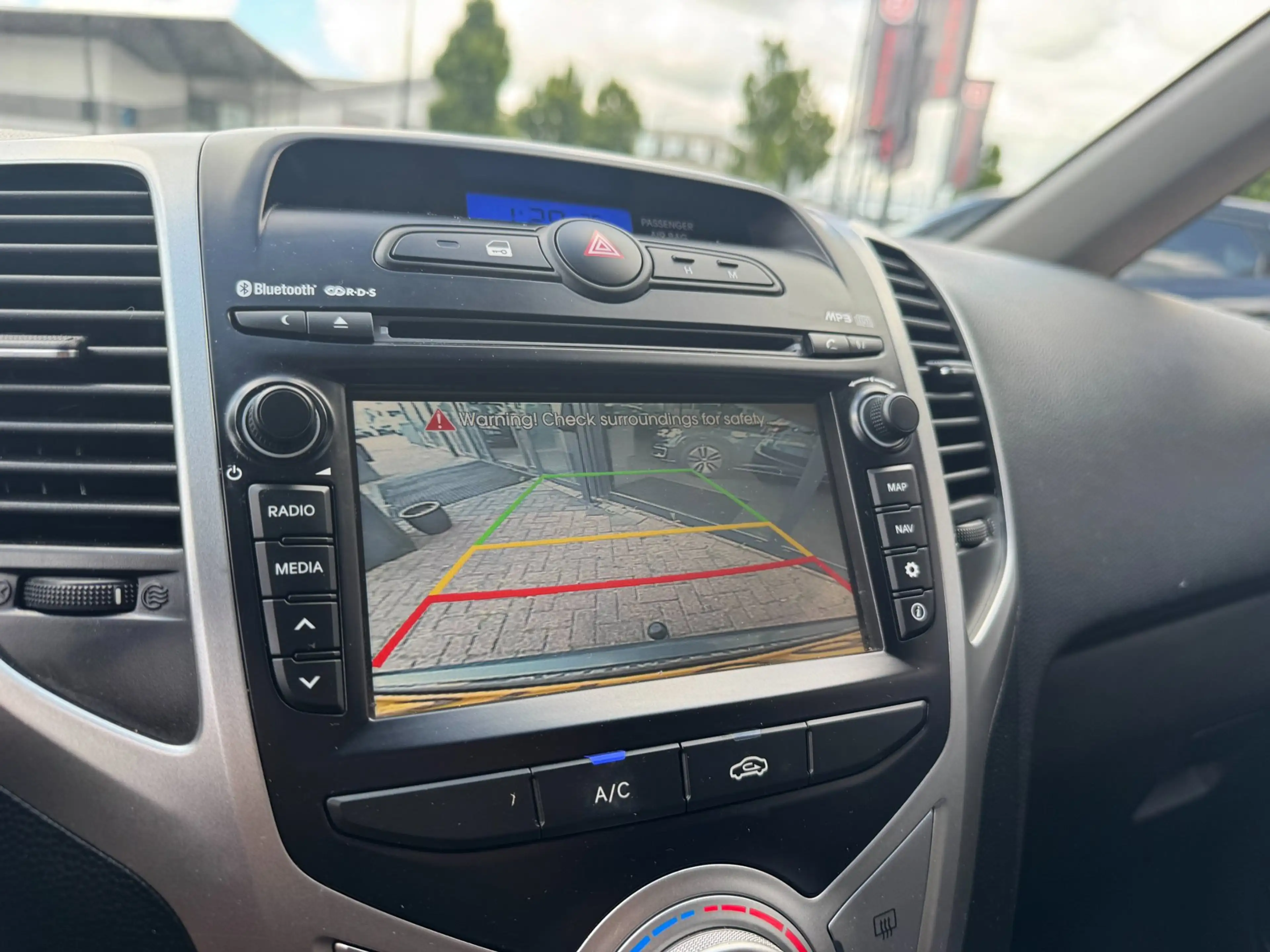 Hyundai iX20 1.4i Go! Airco|NAVI|CAMERA|BOVAG GARANTIE — photo 3
