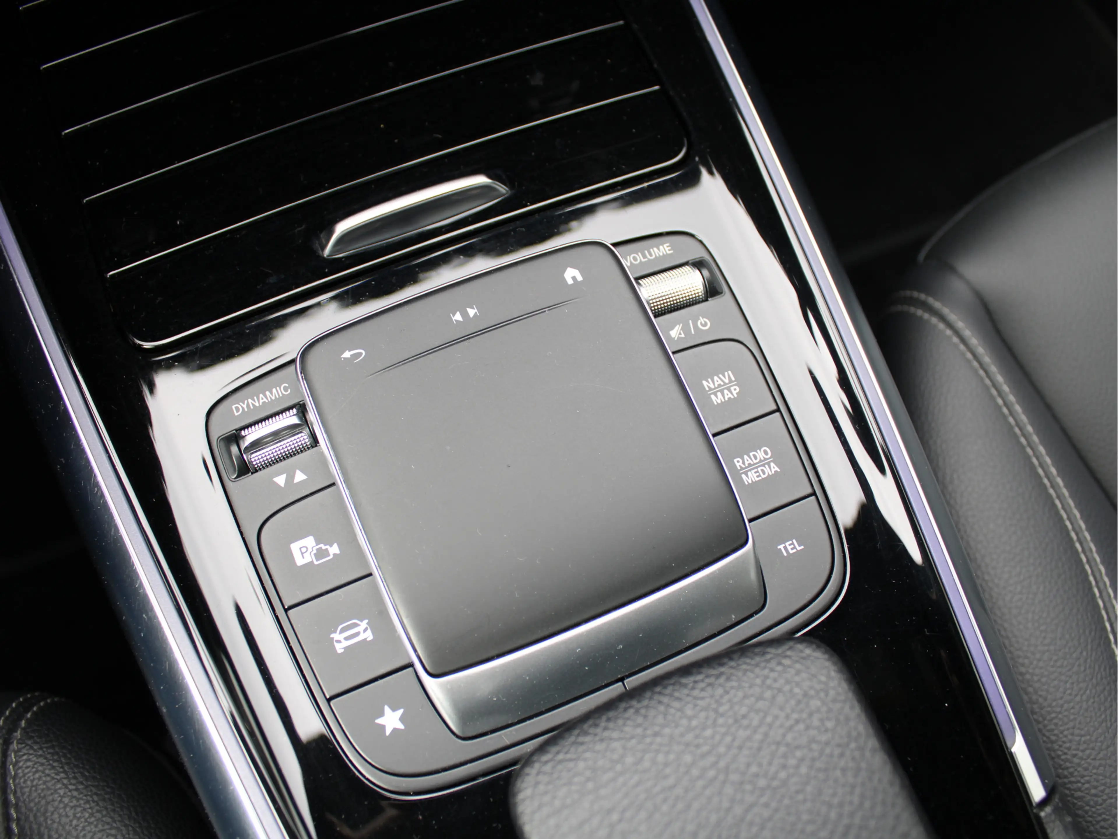 Mercedes-Benz EQA 250 Business Solution Luxury 67 kWh SOH96,5%/ 1e Eig/C — photo 33
