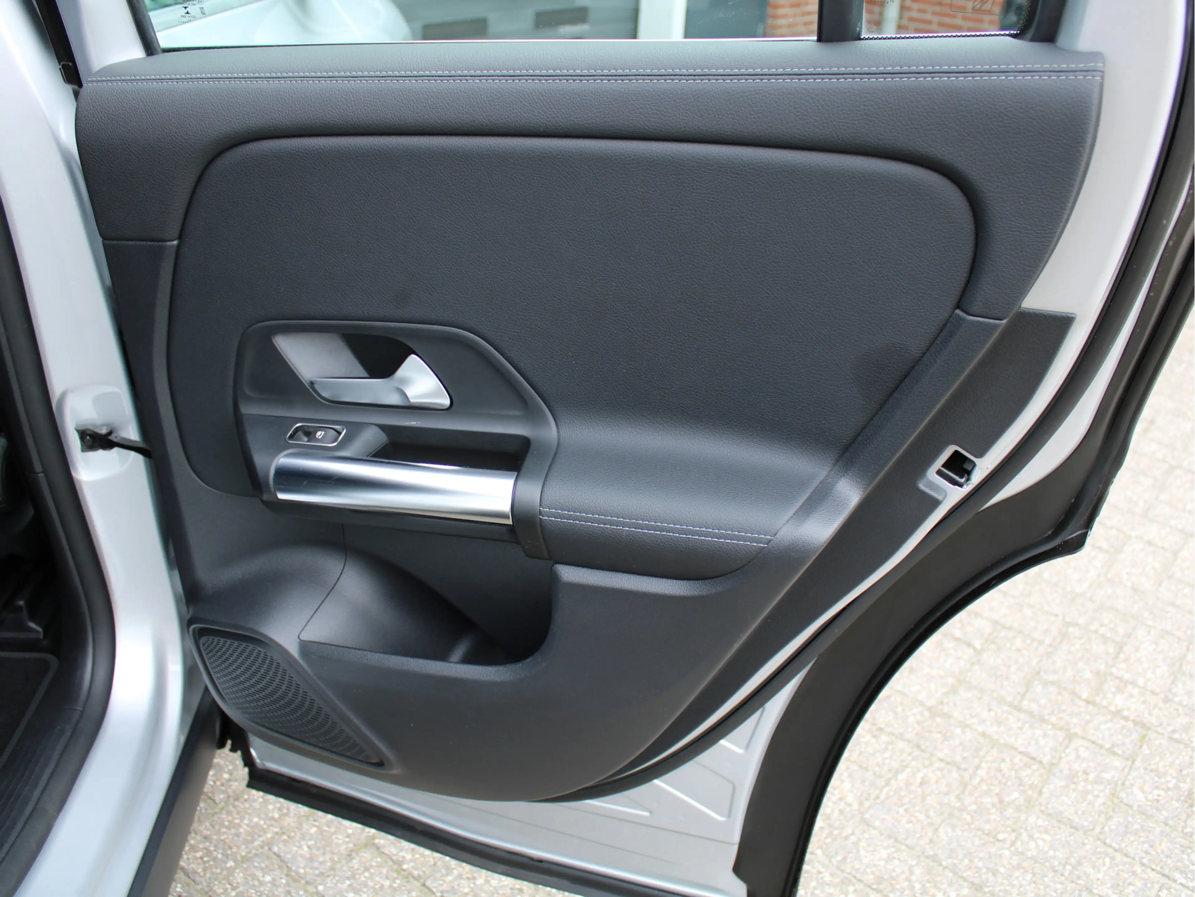 Mercedes-Benz EQA 250 Business Solution Luxury 67 kWh SOH96,5%/ 1e Eig/C — photo 40