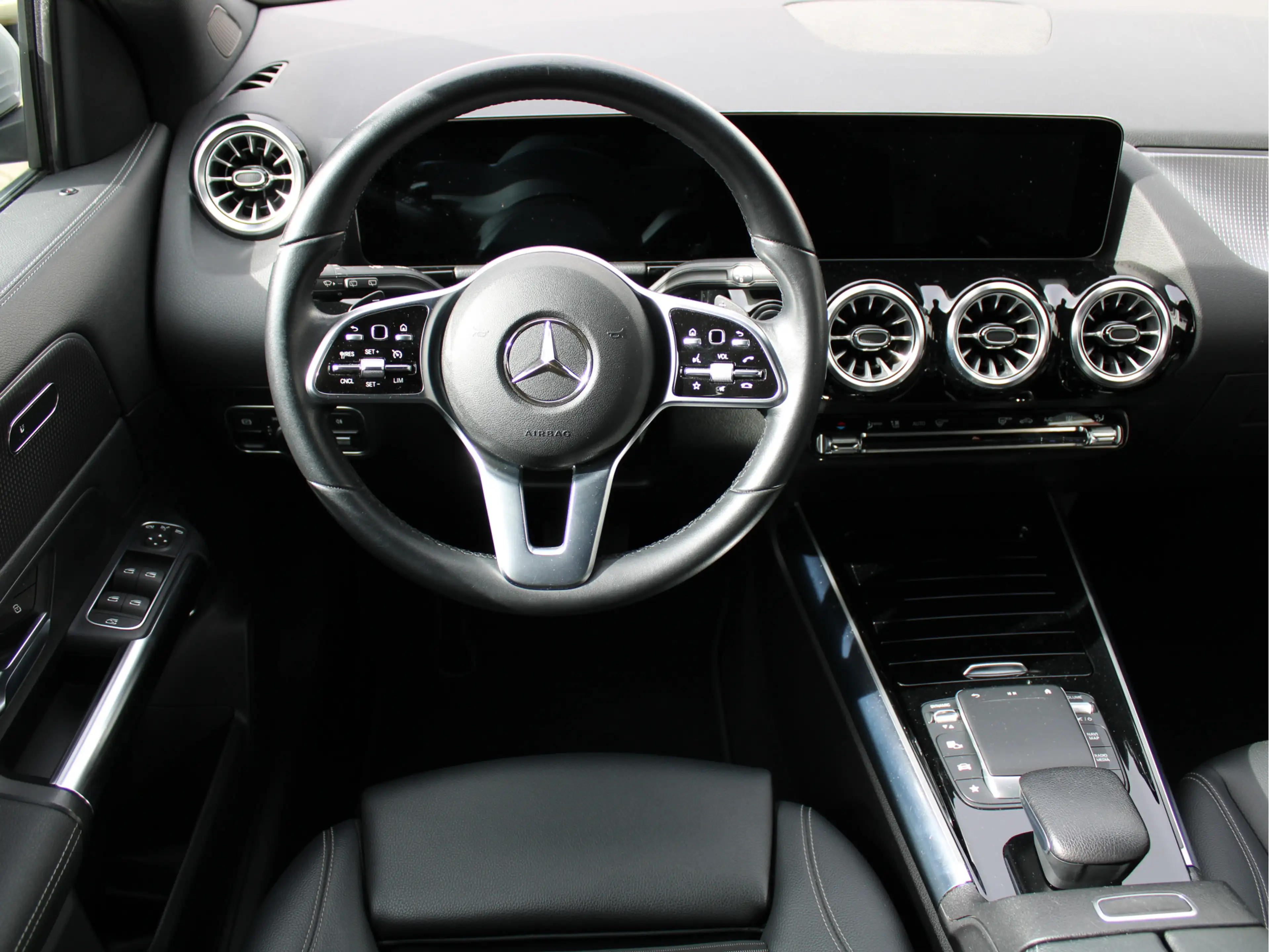 Mercedes-Benz EQA 250 Business Solution Luxury 67 kWh SOH96,5%/ 1e Eig/C — photo 17