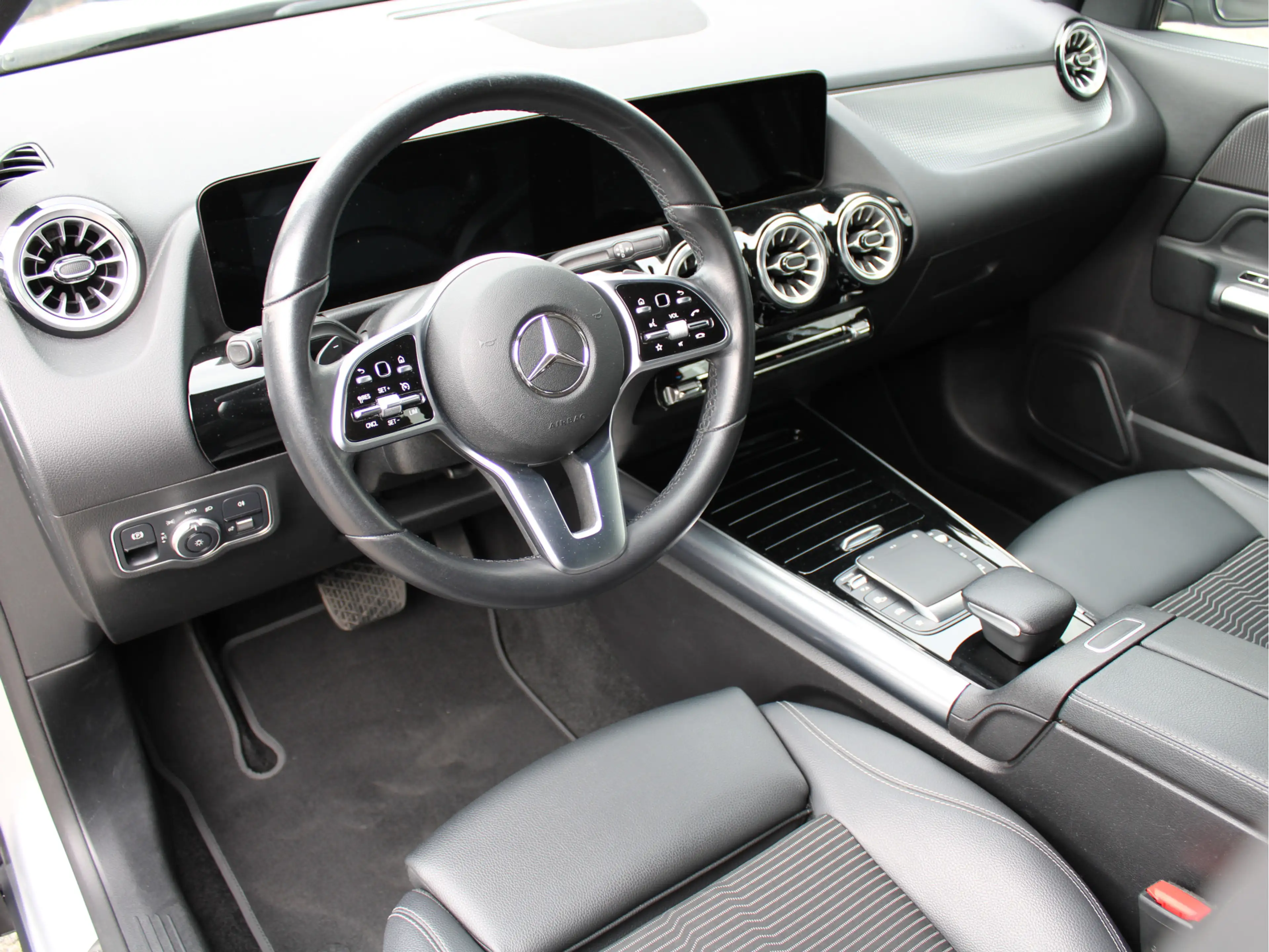 Mercedes-Benz EQA 250 Business Solution Luxury 67 kWh SOH96,5%/ 1e Eig/C — photo 12