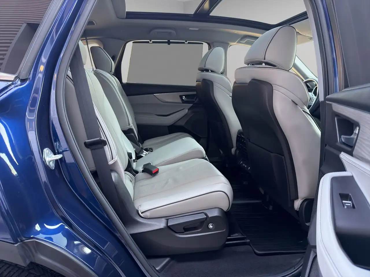 Acura MDX снимка Acura MDX