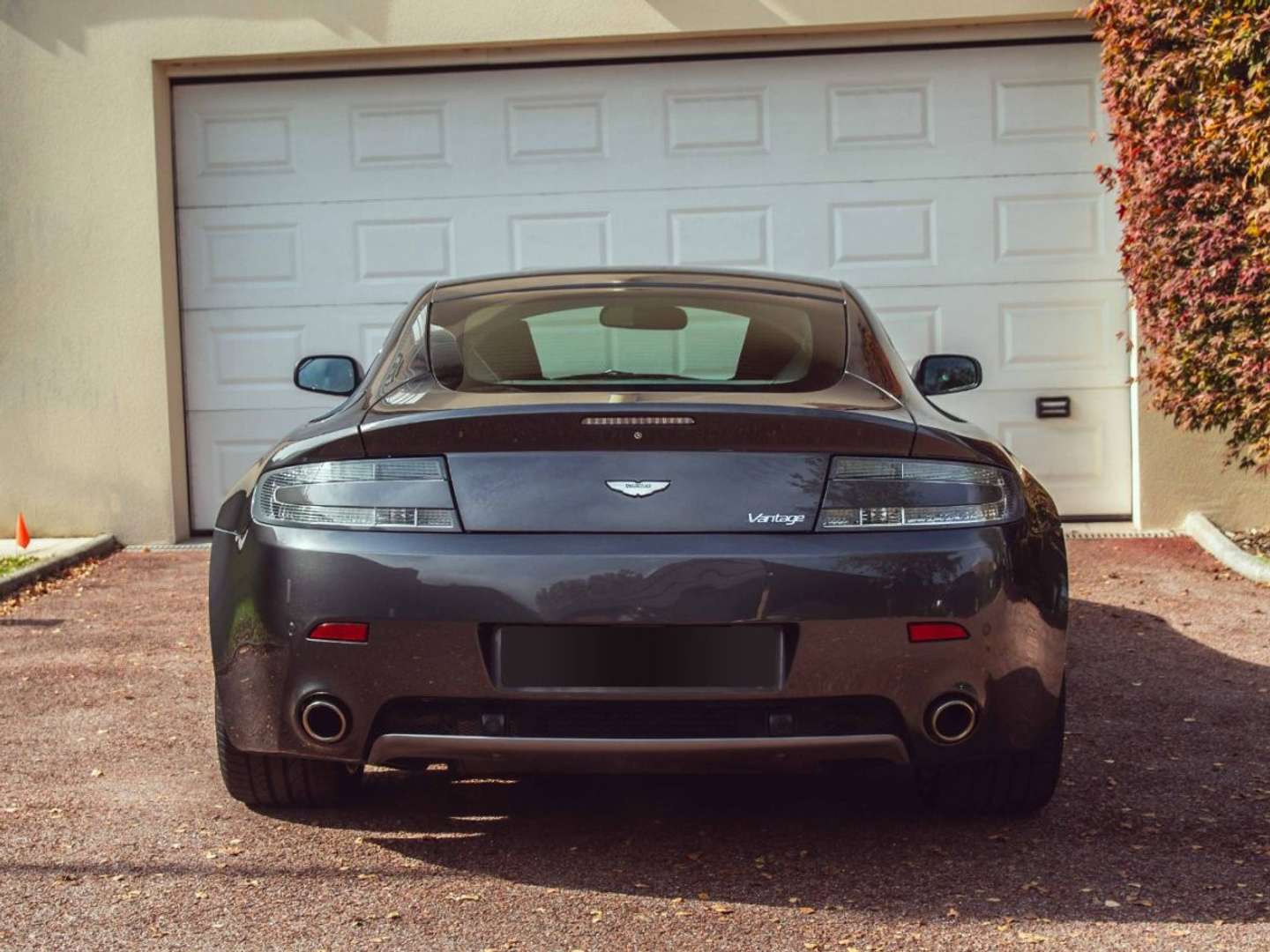 Aston Martin V8 Vantage Coupe 4.7 N420 SPORTSHIFT -  - Joinsteer - #4
