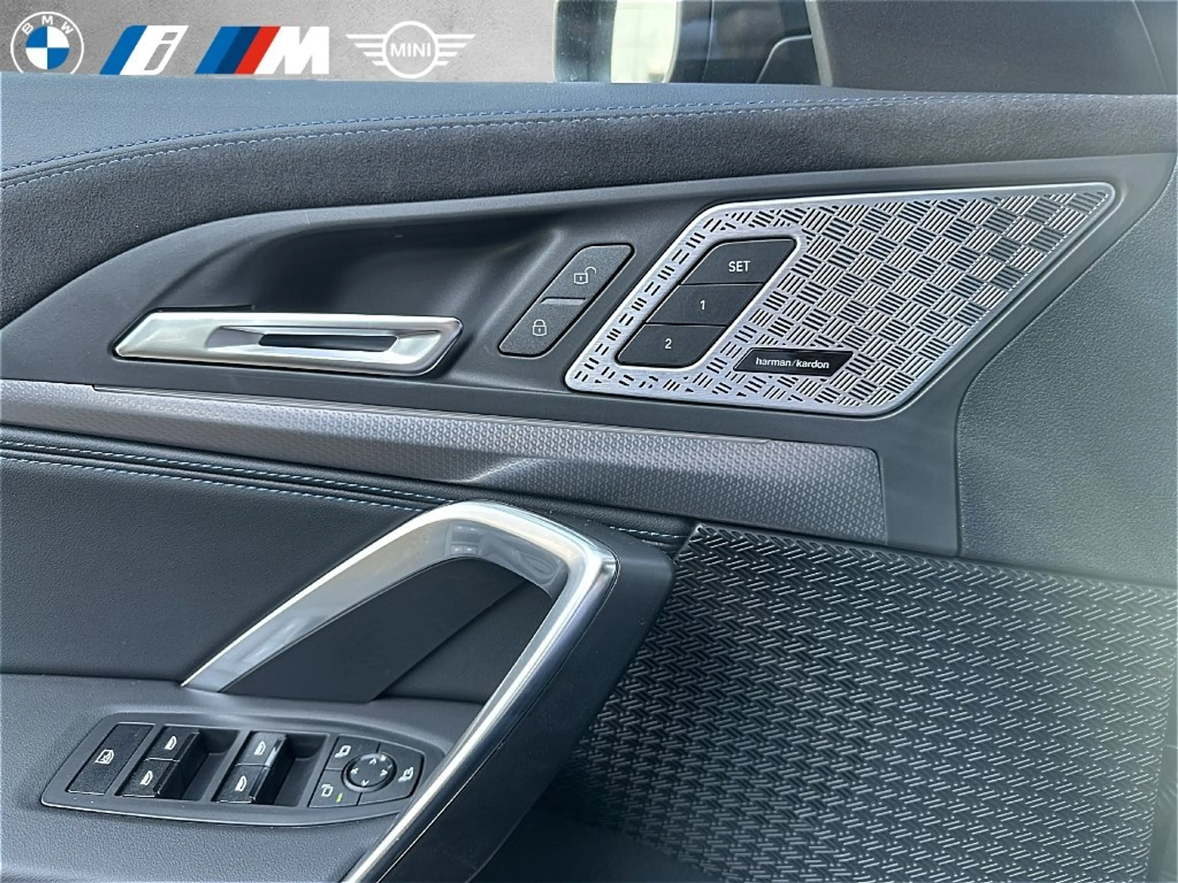 BMW iX2 XDRIVE30 M Sportpaket Head-Up HK HiFi DAB — photo 12