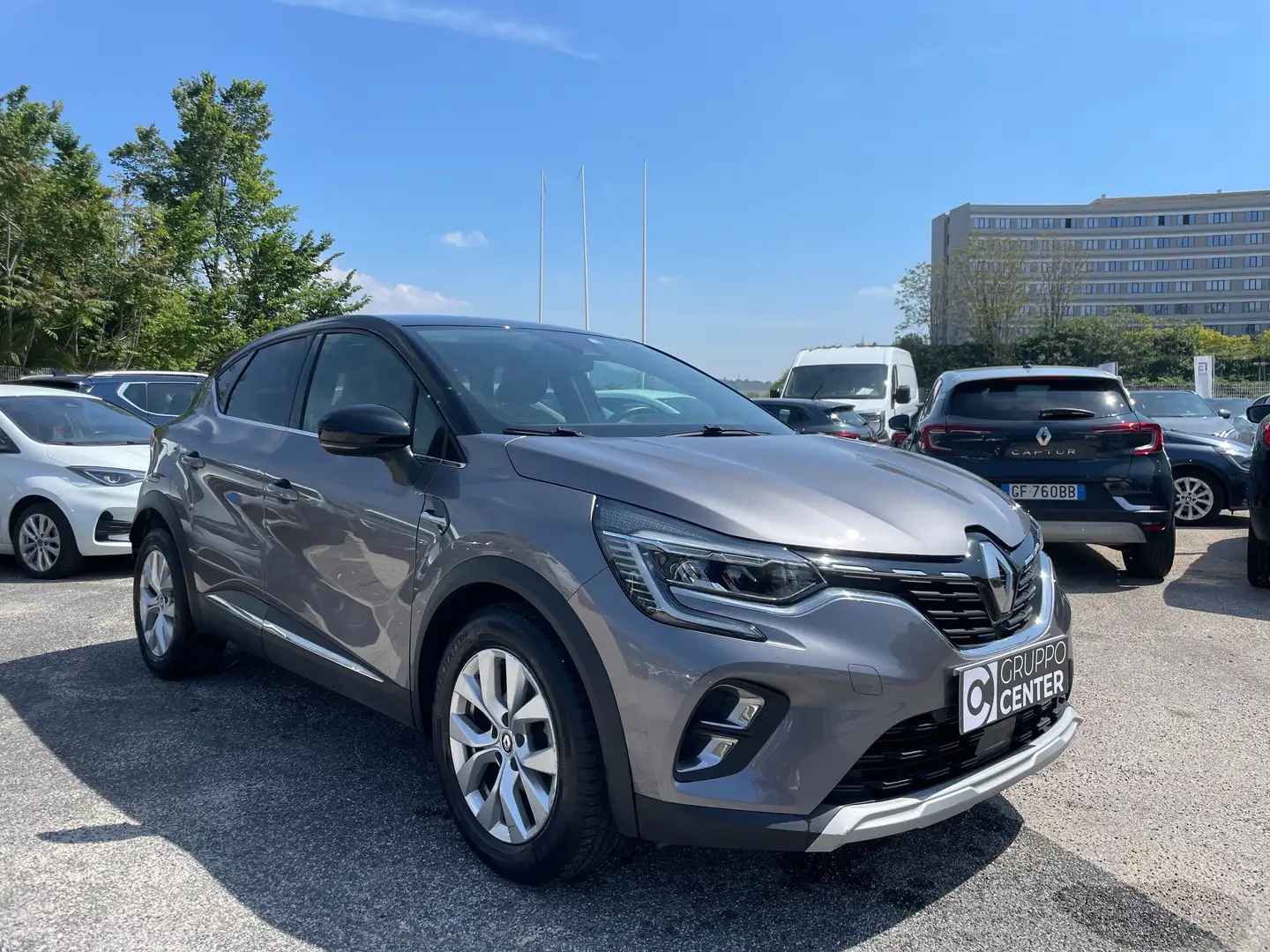 Renault Captur Captur 1.3 TCE Intens 140cv MY21 Grijs - 2