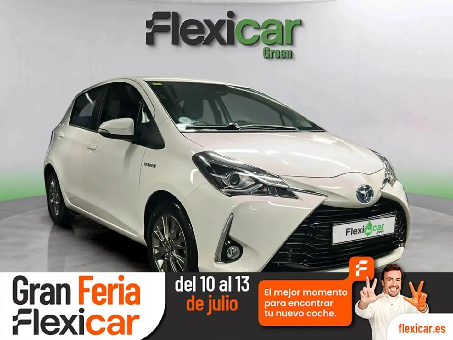 Toyota Yaris 1.5 100H Active Blanc - 1