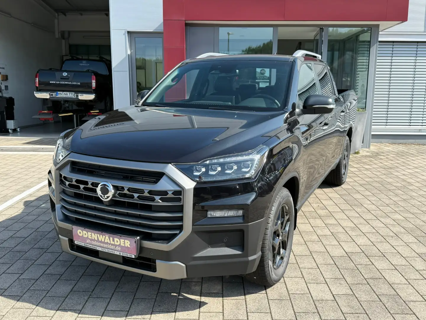 KGM Musso Grand 2.2D Black Line 4WD Autom. Schwarz - 1