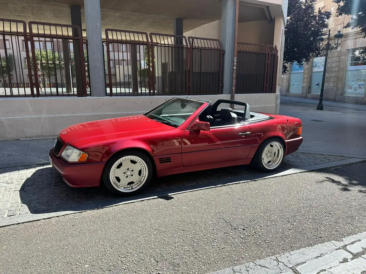 Mercedes-Benz SL 320, foto 1