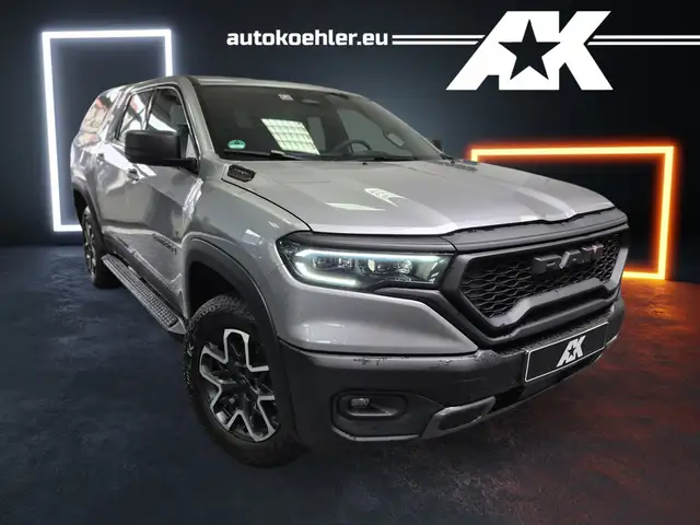 Dodge RAM PAGE Rebel 2.2 Hardtop & Trittbretter H&K,