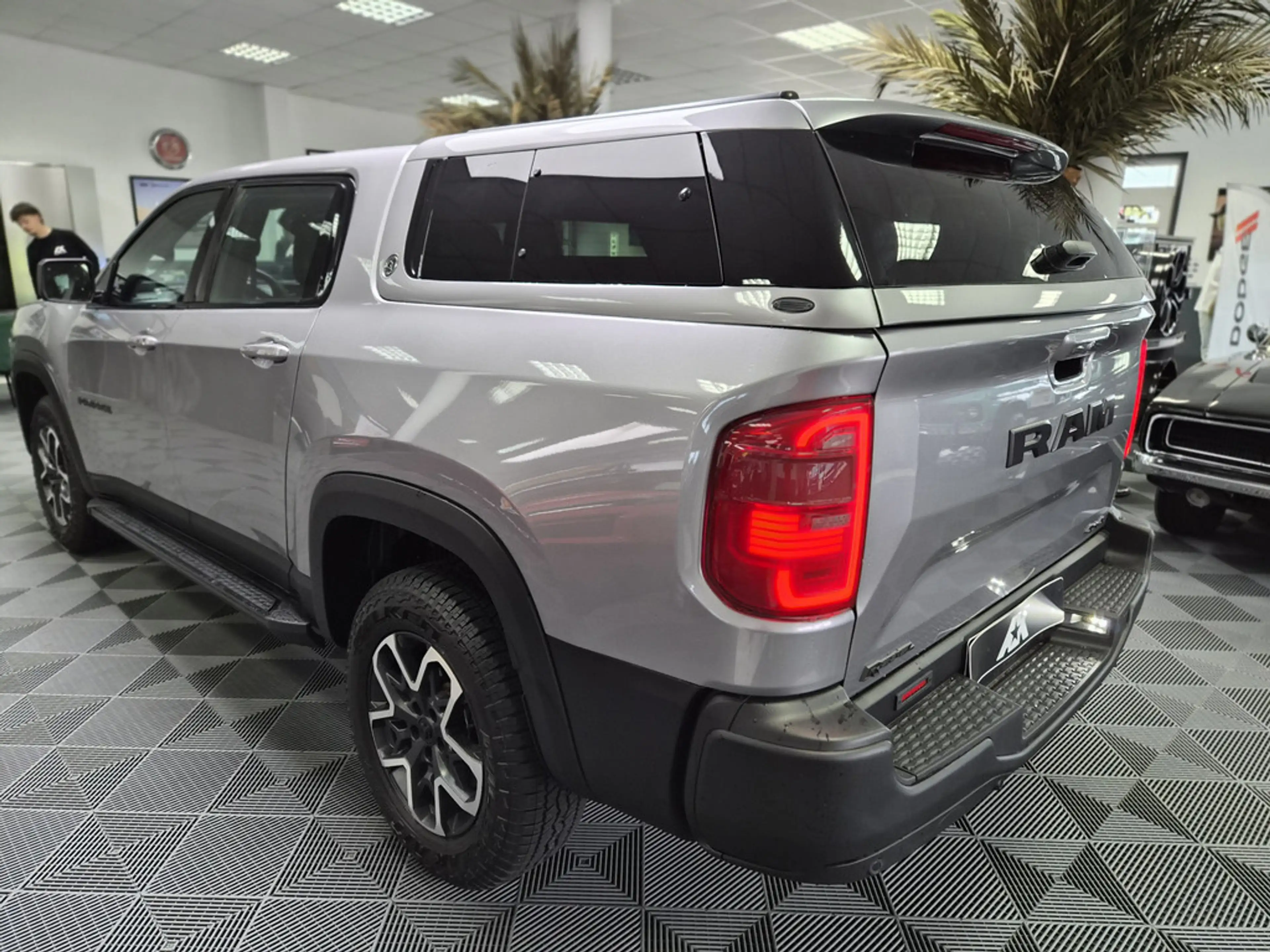 Dodge RAM PAGE Rebel 2.2 Hardtop & Trittbretter H&K, — photo 6