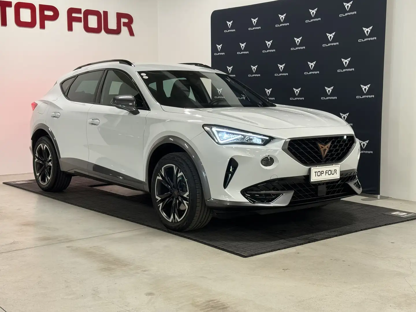 CUPRA Formentor 1.5 TSI DSG Bianco - 1
