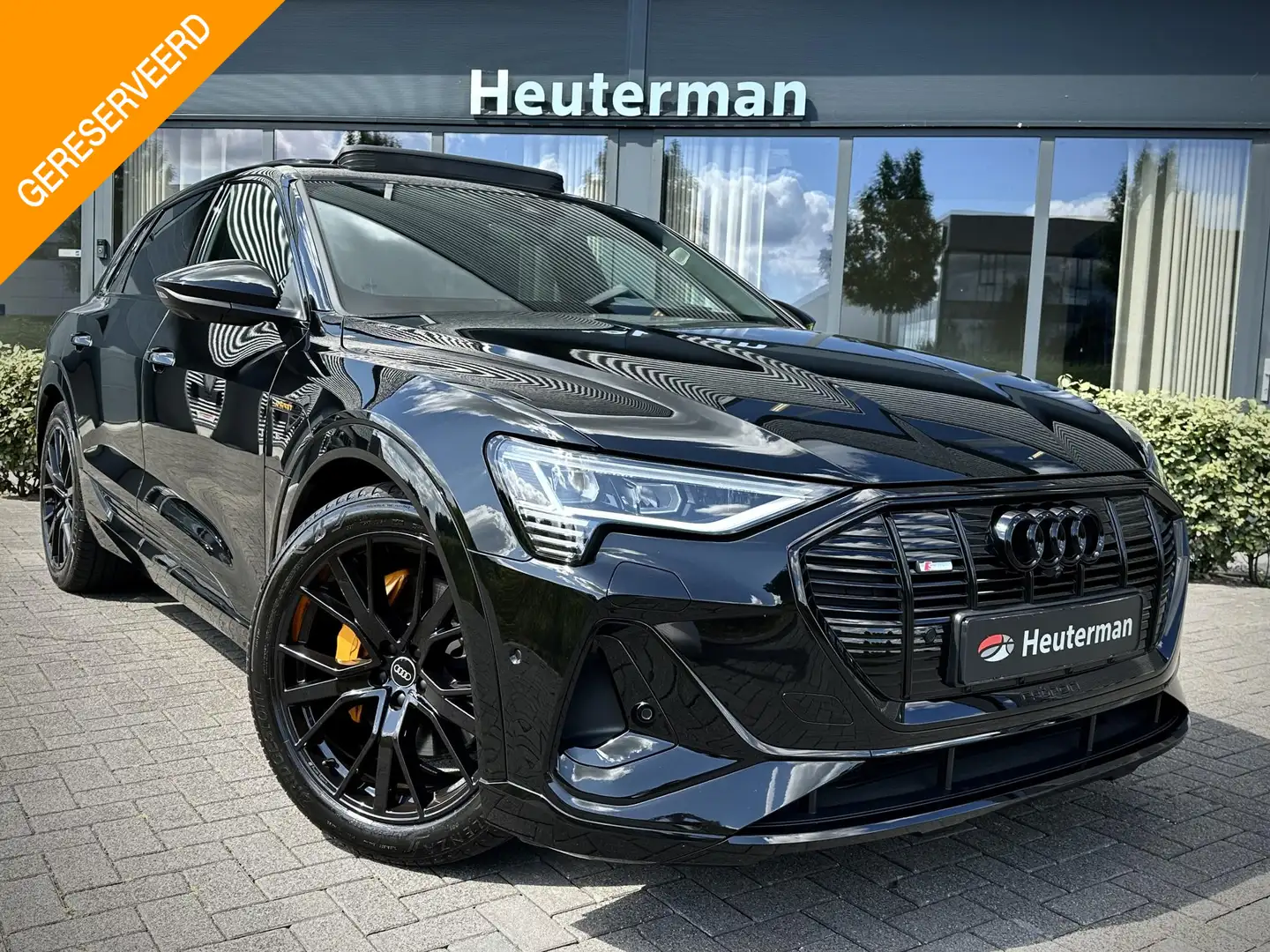 Audi e-tron 50 Quattro S Line Black/ RS Stoelen/ B&O/ Panodak Noir - 1
