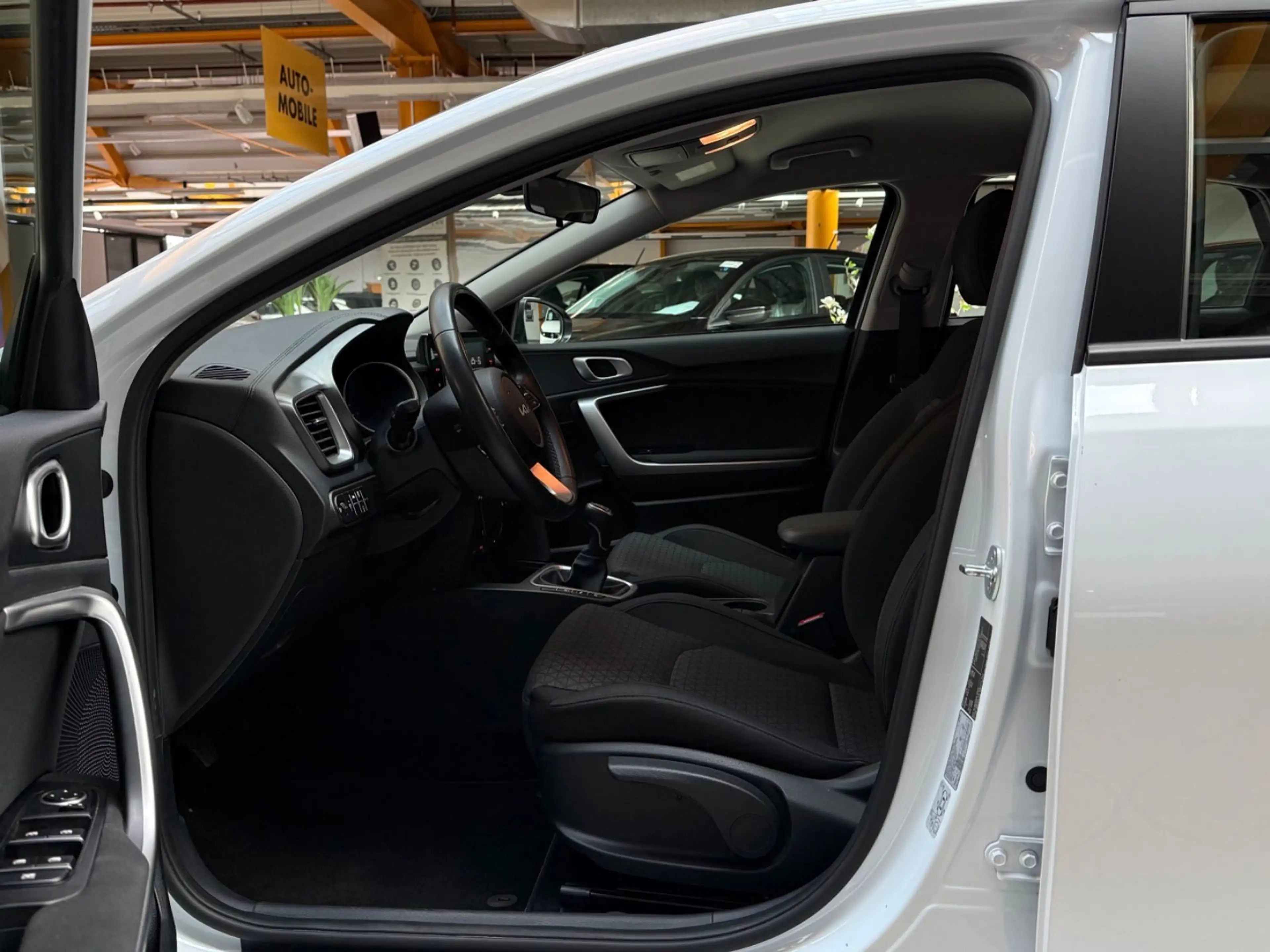 Kia Ceed / cee'd Edition 7|L-Heizung|Kamera|SHZ|16tkm! — photo 10