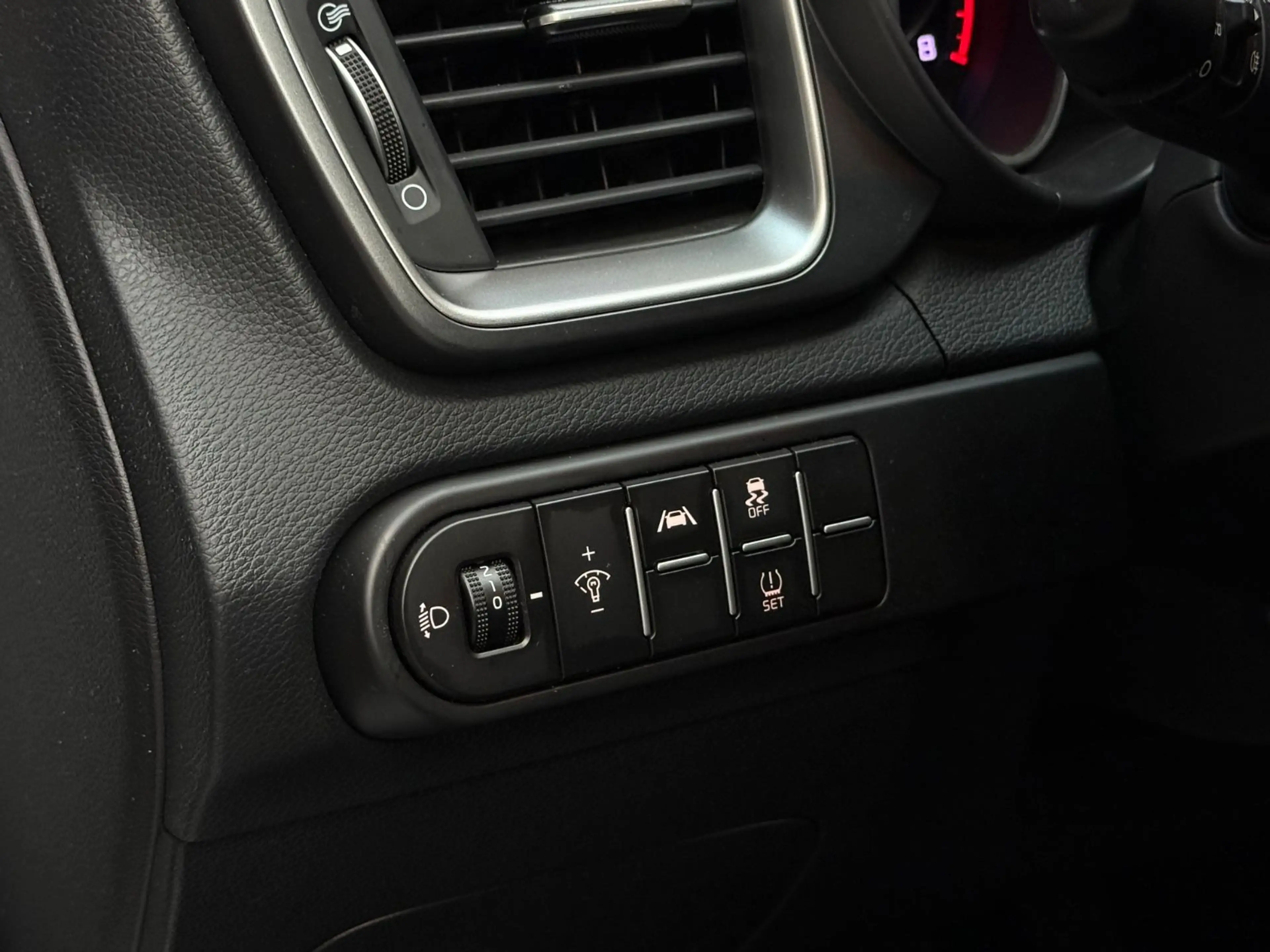 Kia Ceed / cee'd Edition 7|L-Heizung|Kamera|SHZ|16tkm! — photo 11