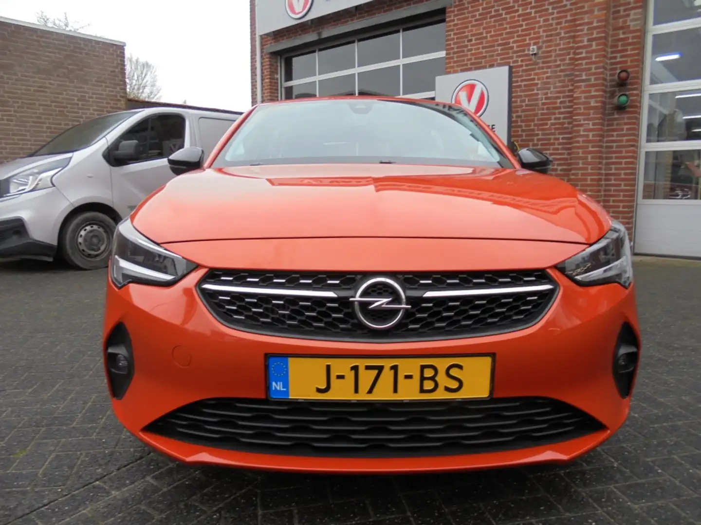 Opel Corsa 1.2 Elegance||Trekh.||LED||PDC||ECC||Navi||Rijklaa Orange - 2