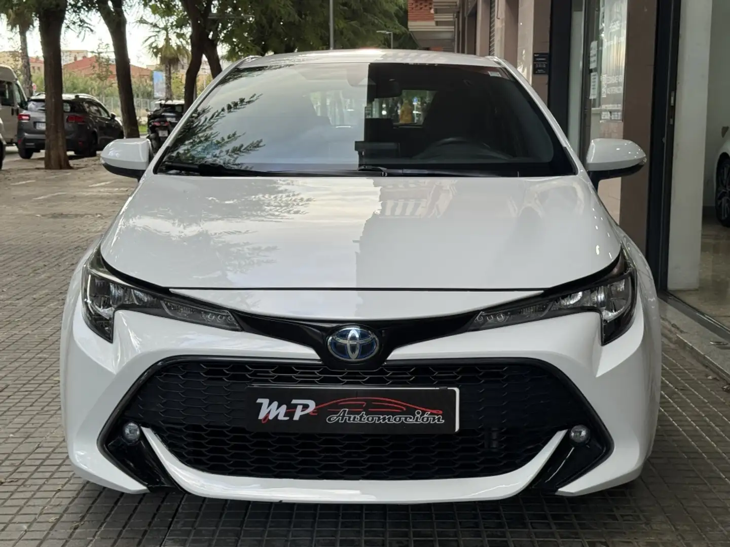 Toyota Corolla 125H Active Blanco - 2