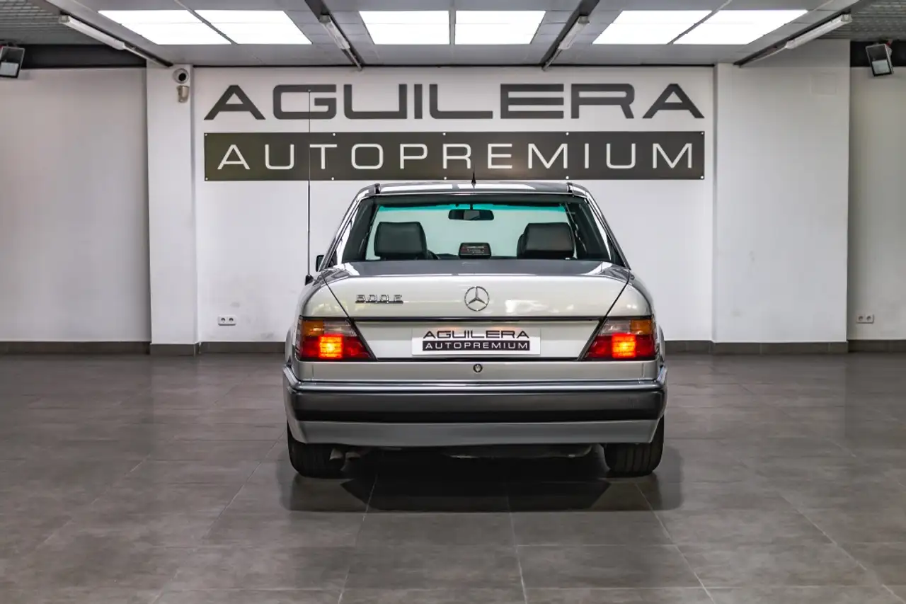 Mercedes-Benz 260 500E, foto 12
