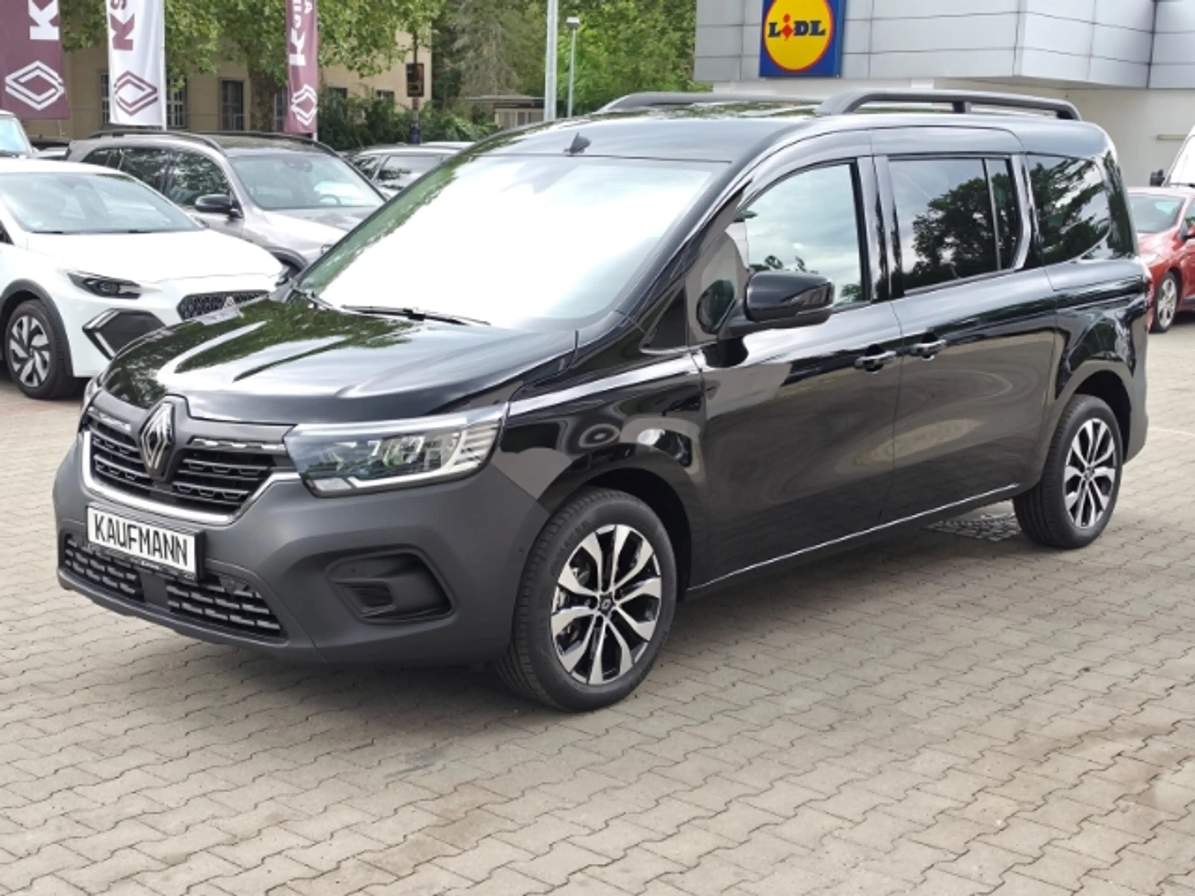 Renault Kangoo III Techno 1.3 TCe130 EDC 7 Sitzer Driving Assist-