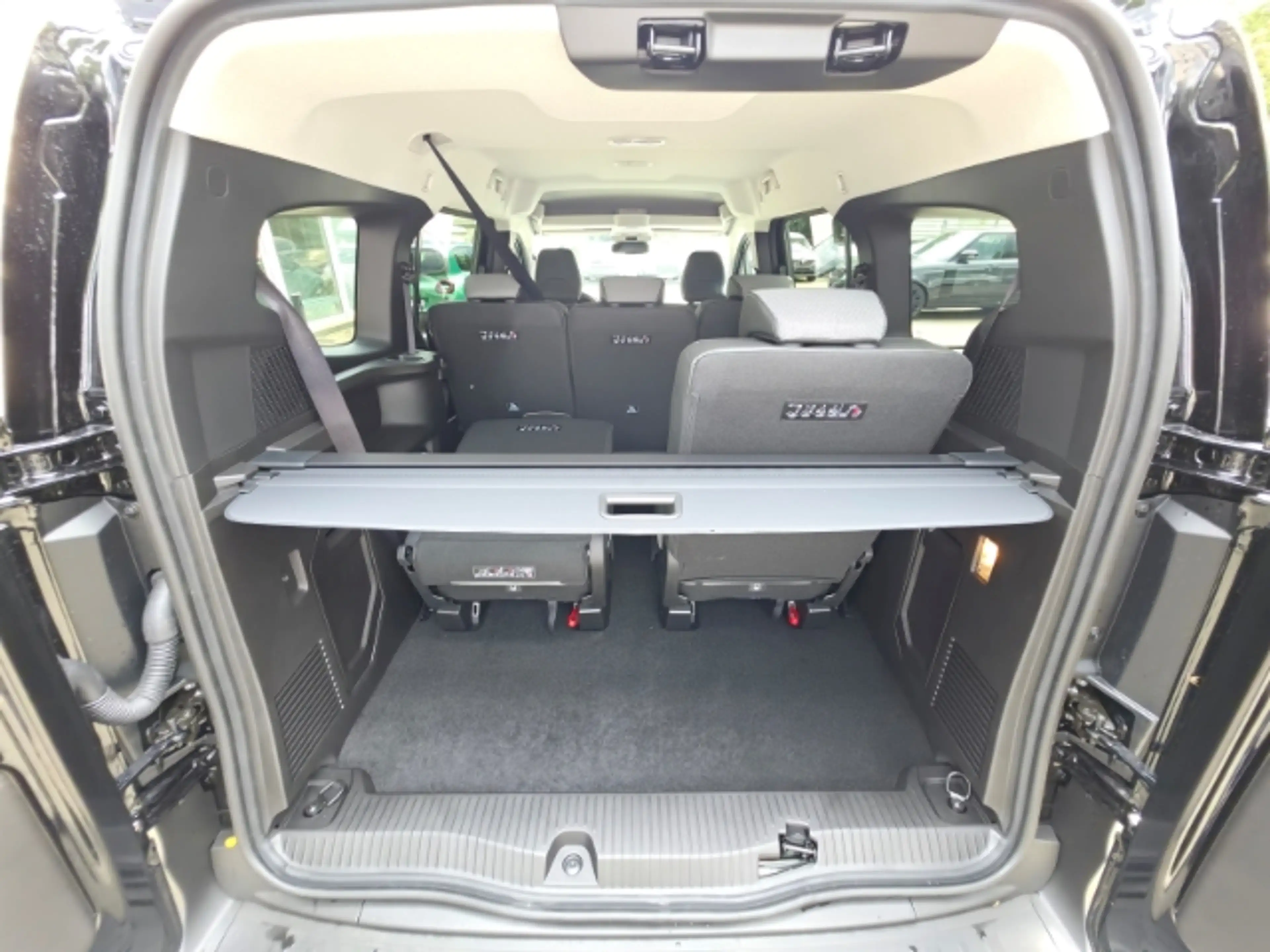 Renault Kangoo III Techno 1.3 TCe130 EDC 7 Sitzer Driving Assist- — photo 13