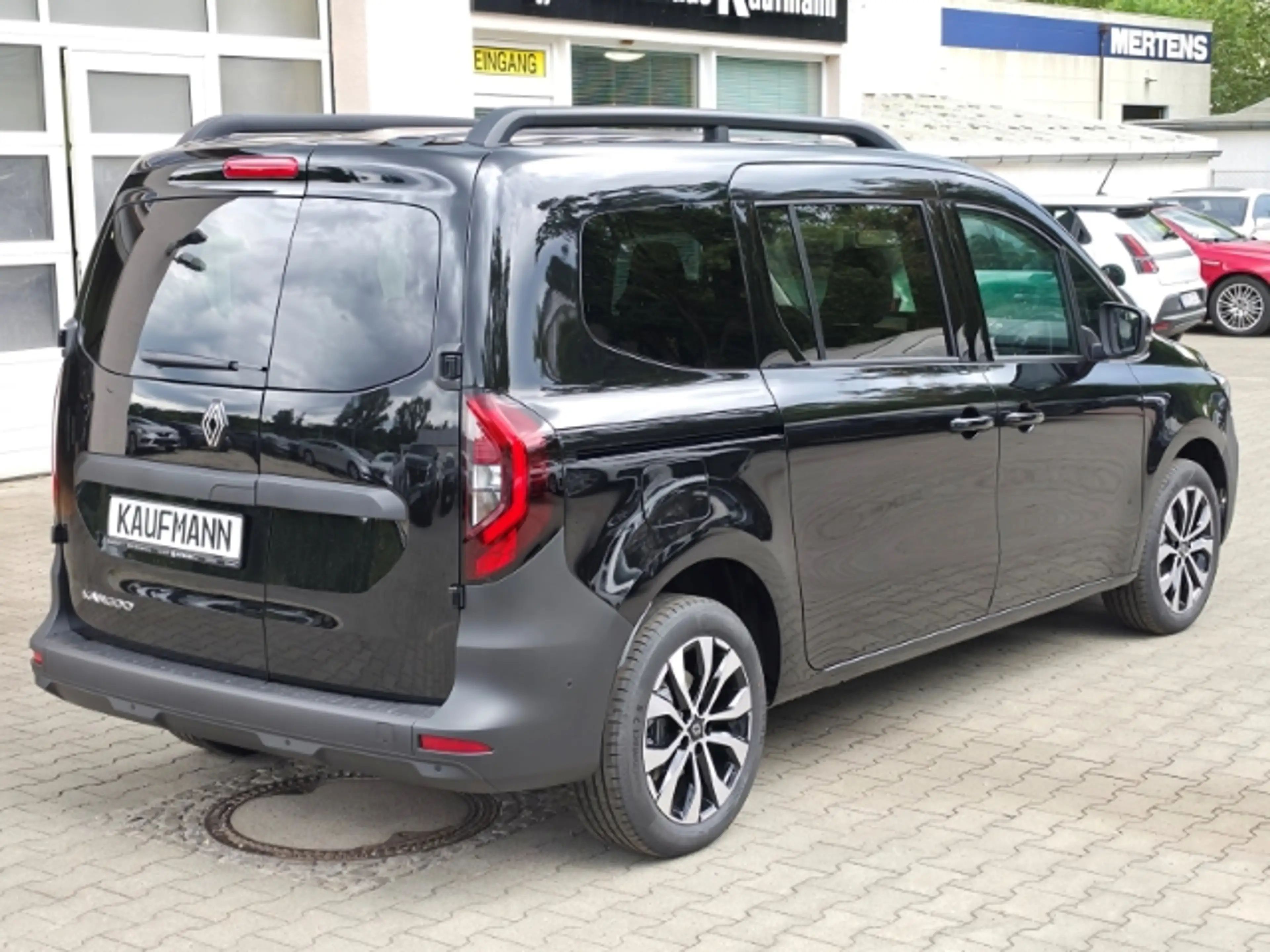 Renault Kangoo III Techno 1.3 TCe130 EDC 7 Sitzer Driving Assist- — photo 3
