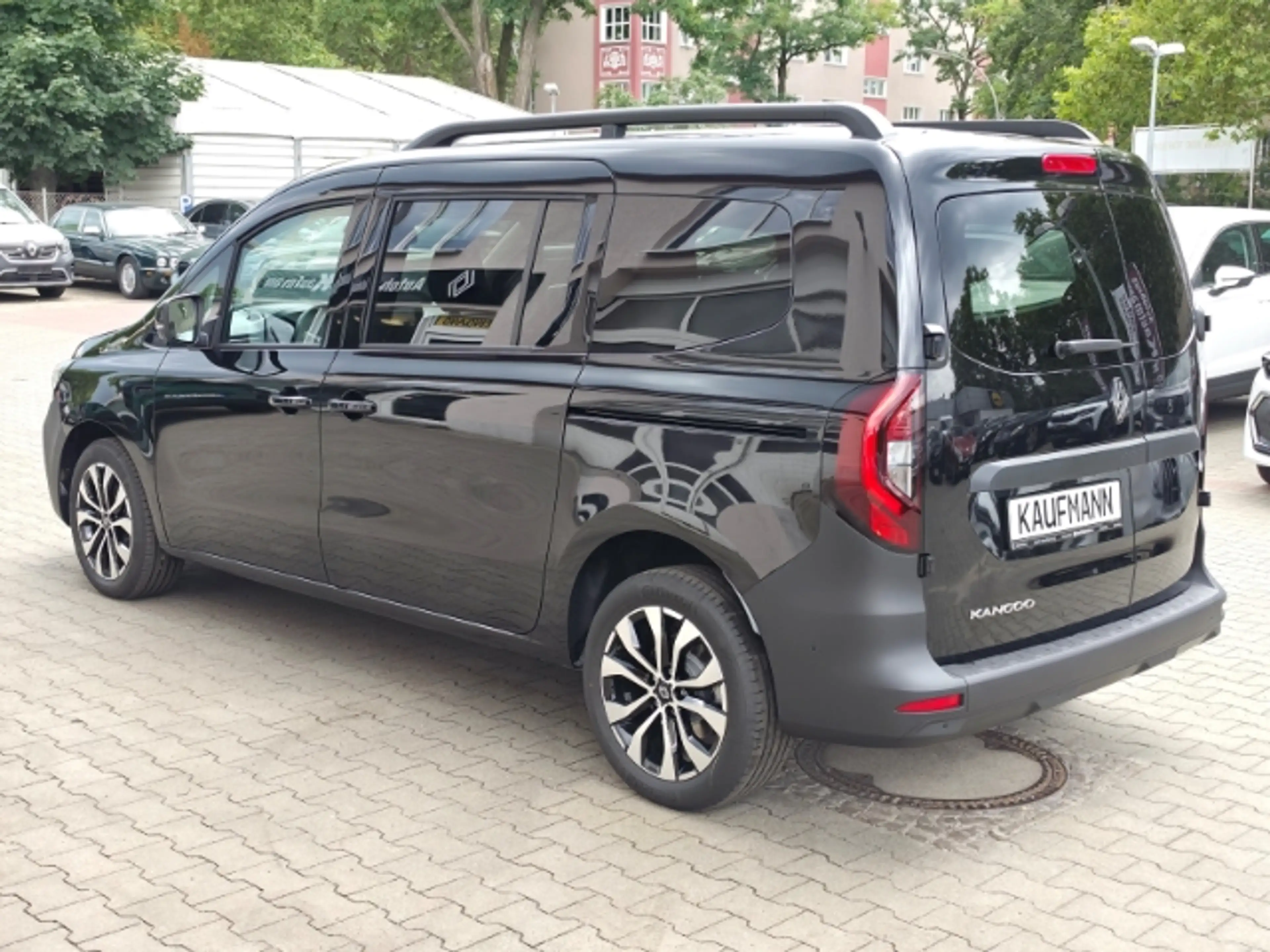Renault Kangoo III Techno 1.3 TCe130 EDC 7 Sitzer Driving Assist- — photo 5