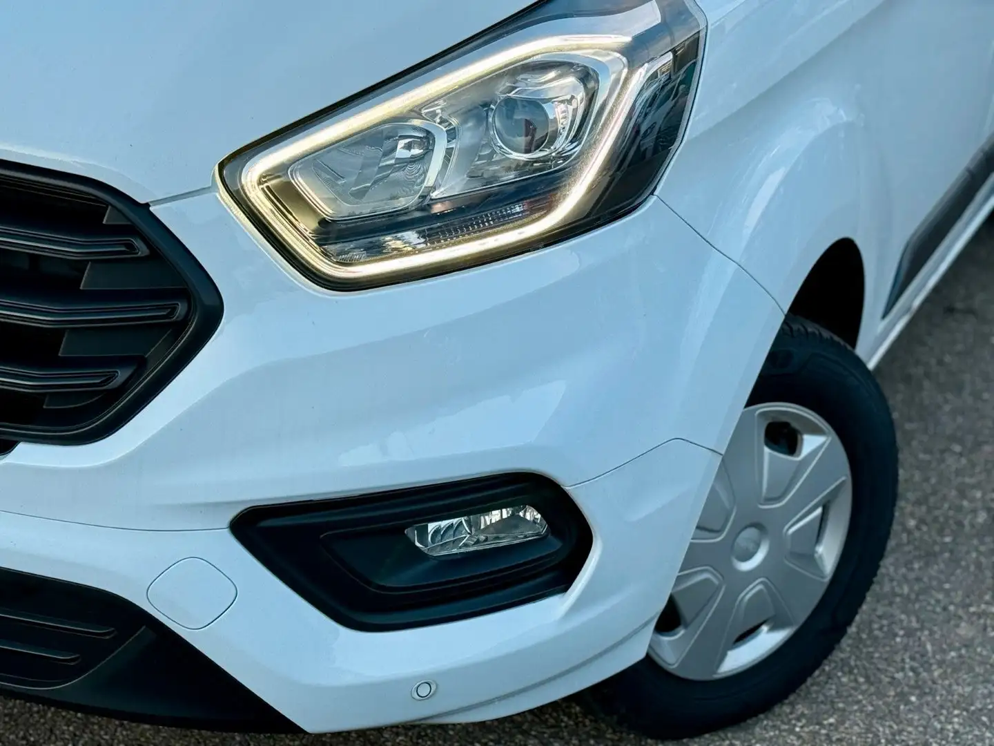 Ford Transit Custom Kasten 300 L2H1 Trend KAM.|Klima Weiß - 2