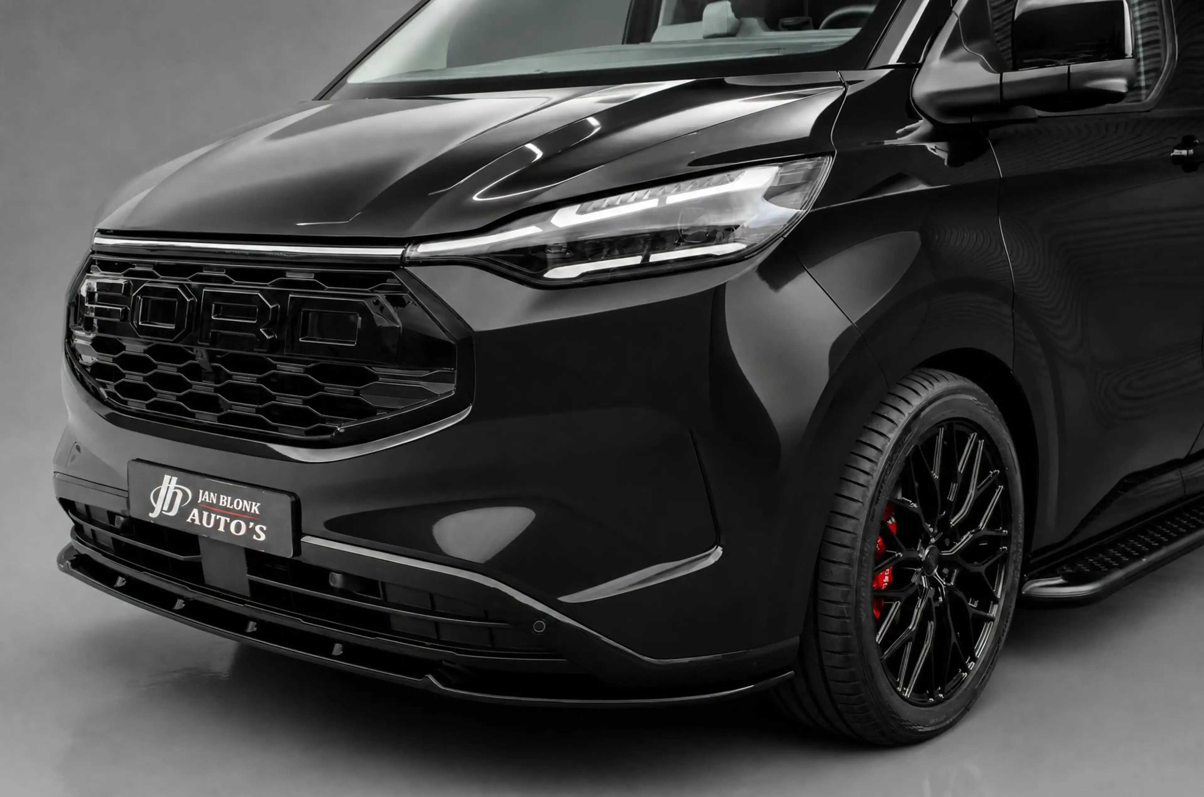 Ford E-Transit Cust. 340 L2H1 Limited 71 kWh 218PK / RAPTOR EDITO — photo 13