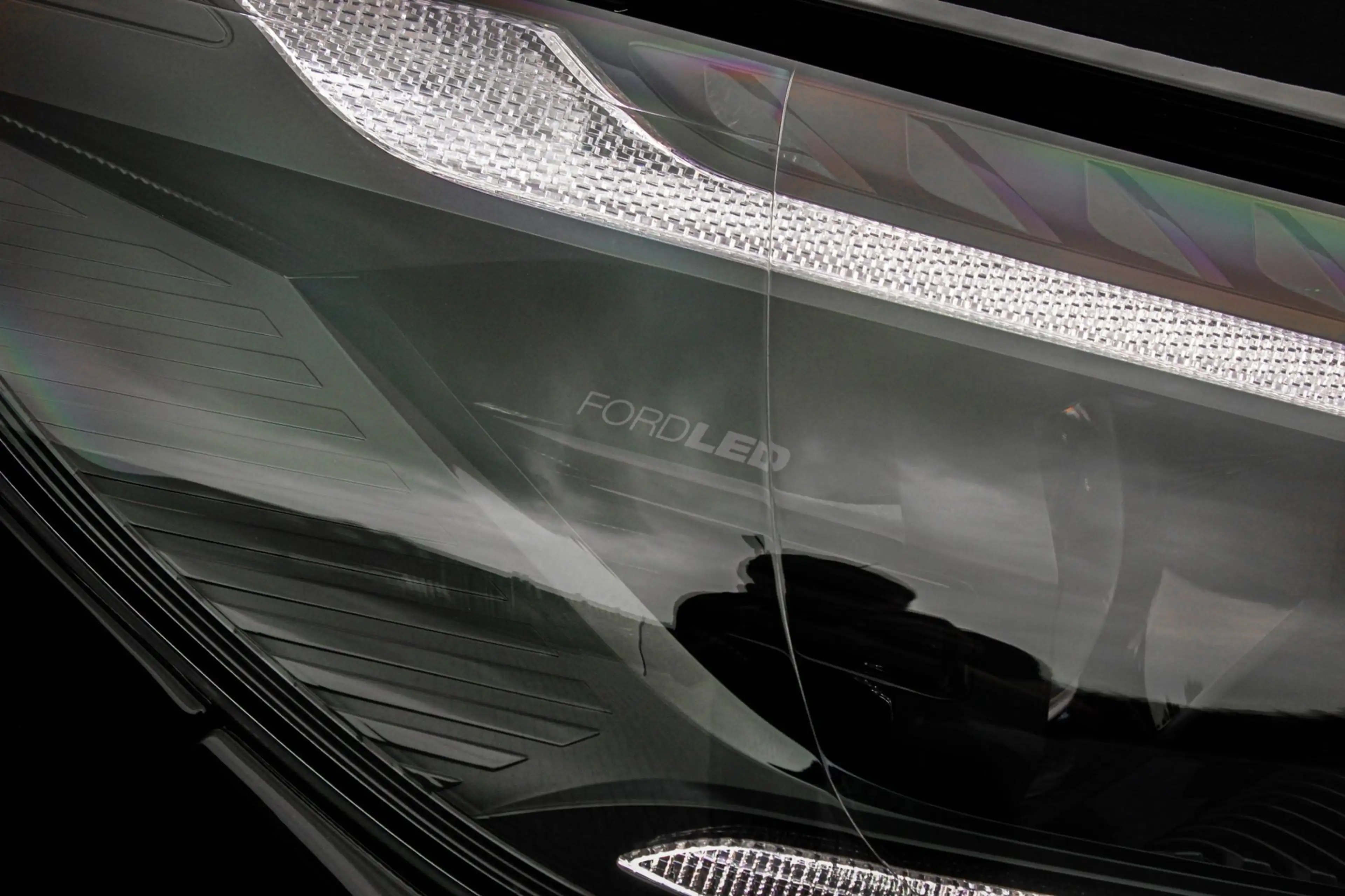 Ford E-Transit Cust. 340 L2H1 Limited 71 kWh 218PK / RAPTOR EDITO — photo 17