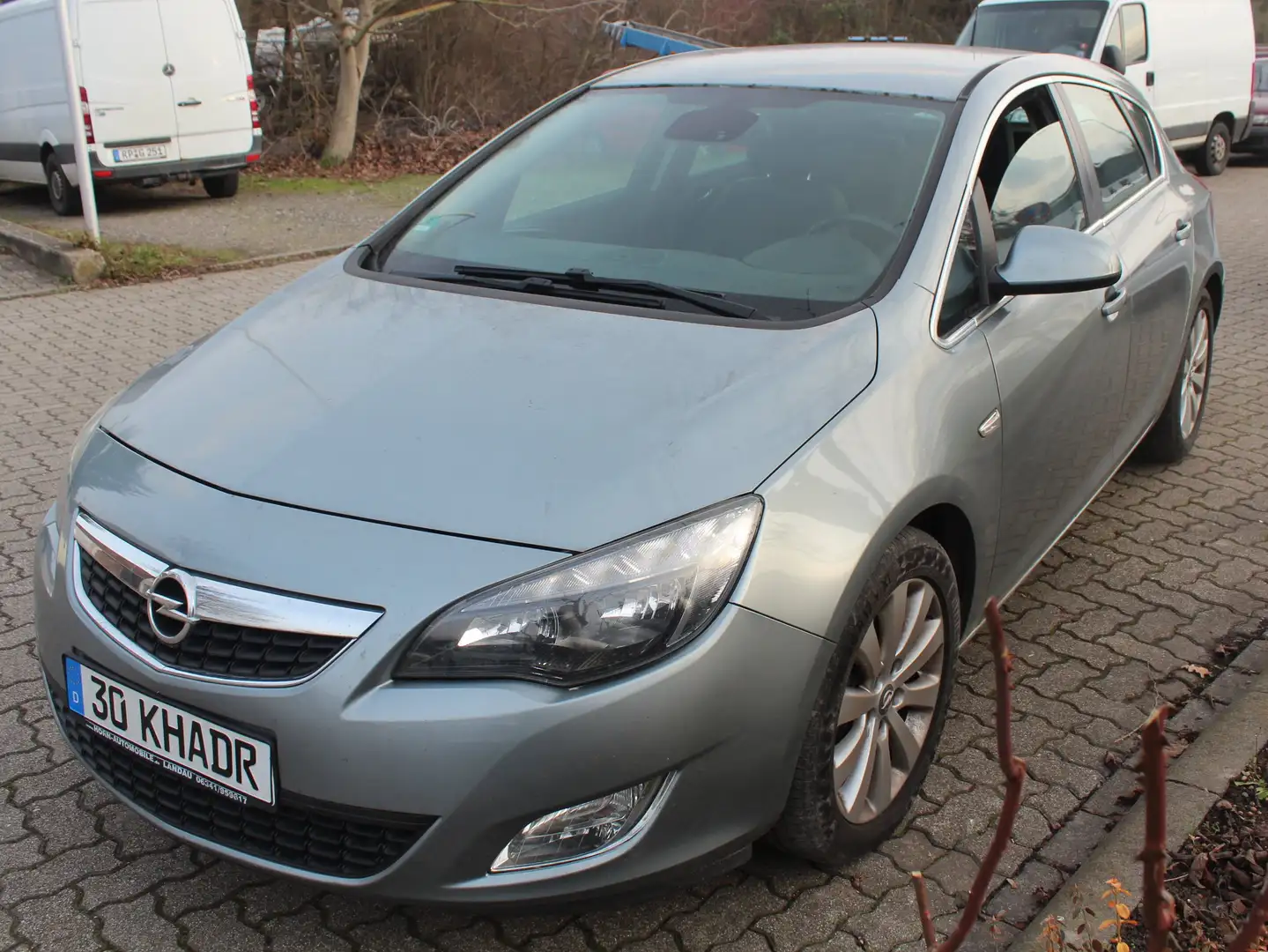 Opel Astra Innovation Gris - 2