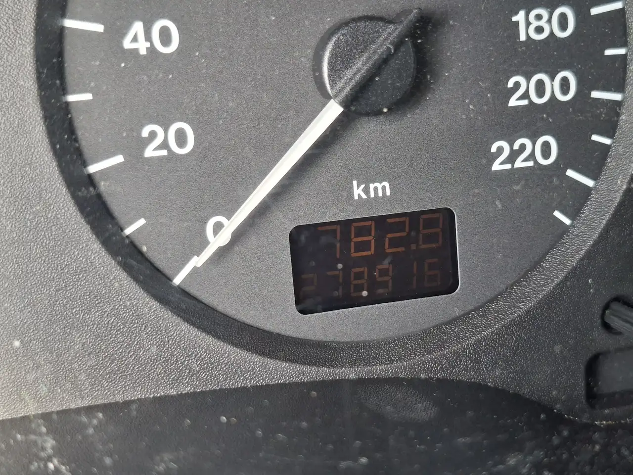 Opel Zafira 2.0 DTH DTi 16v Elegance, foto 3