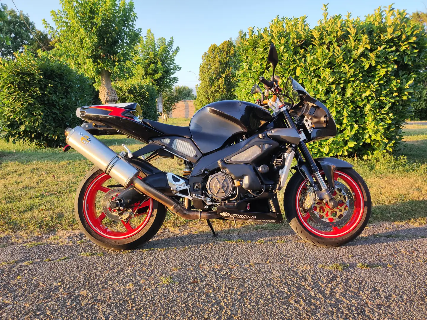 Aprilia Tuono Tuono R 1000 2003 Nero - 1