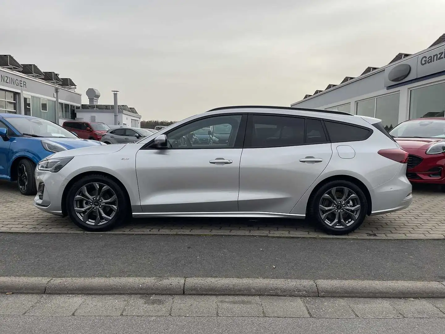 Ford Focus ST-LINE X Turnier Automatik, NP 45.158+HEAD-UP+AHK Silber - 2