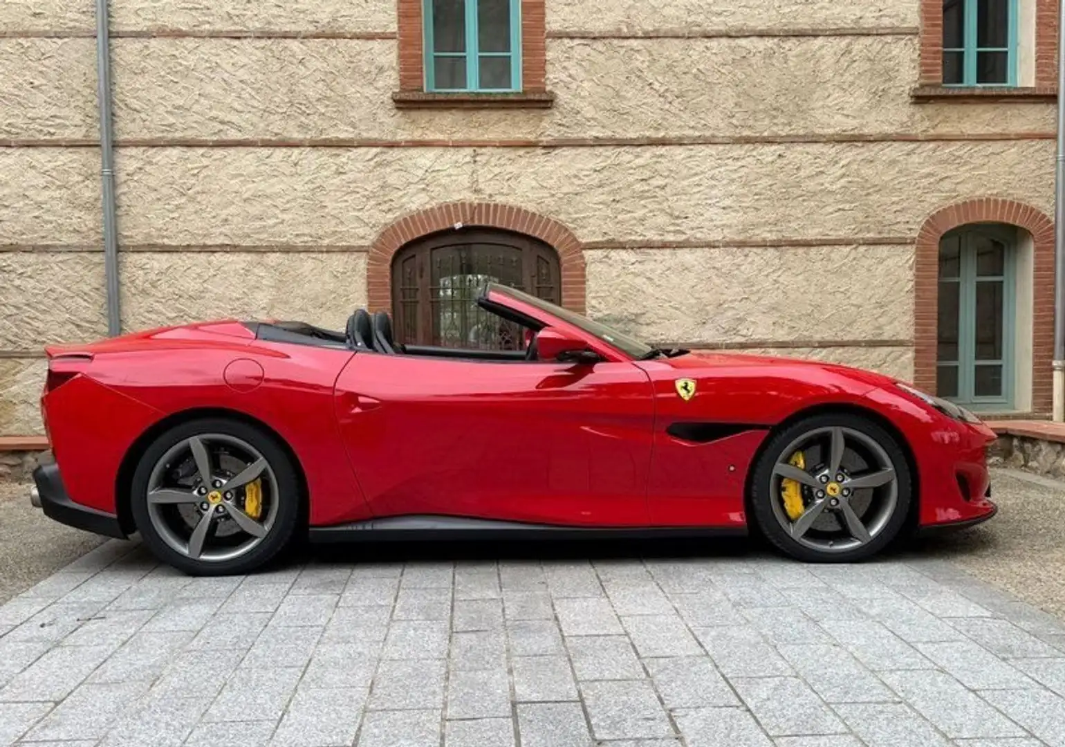 Ferrari Portofino cabriolet V8 3.9 L bi-turbo 600 ch assujetti à la tva Rot - 2