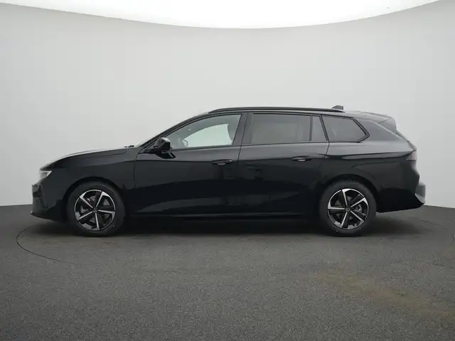Opel Astra view 5