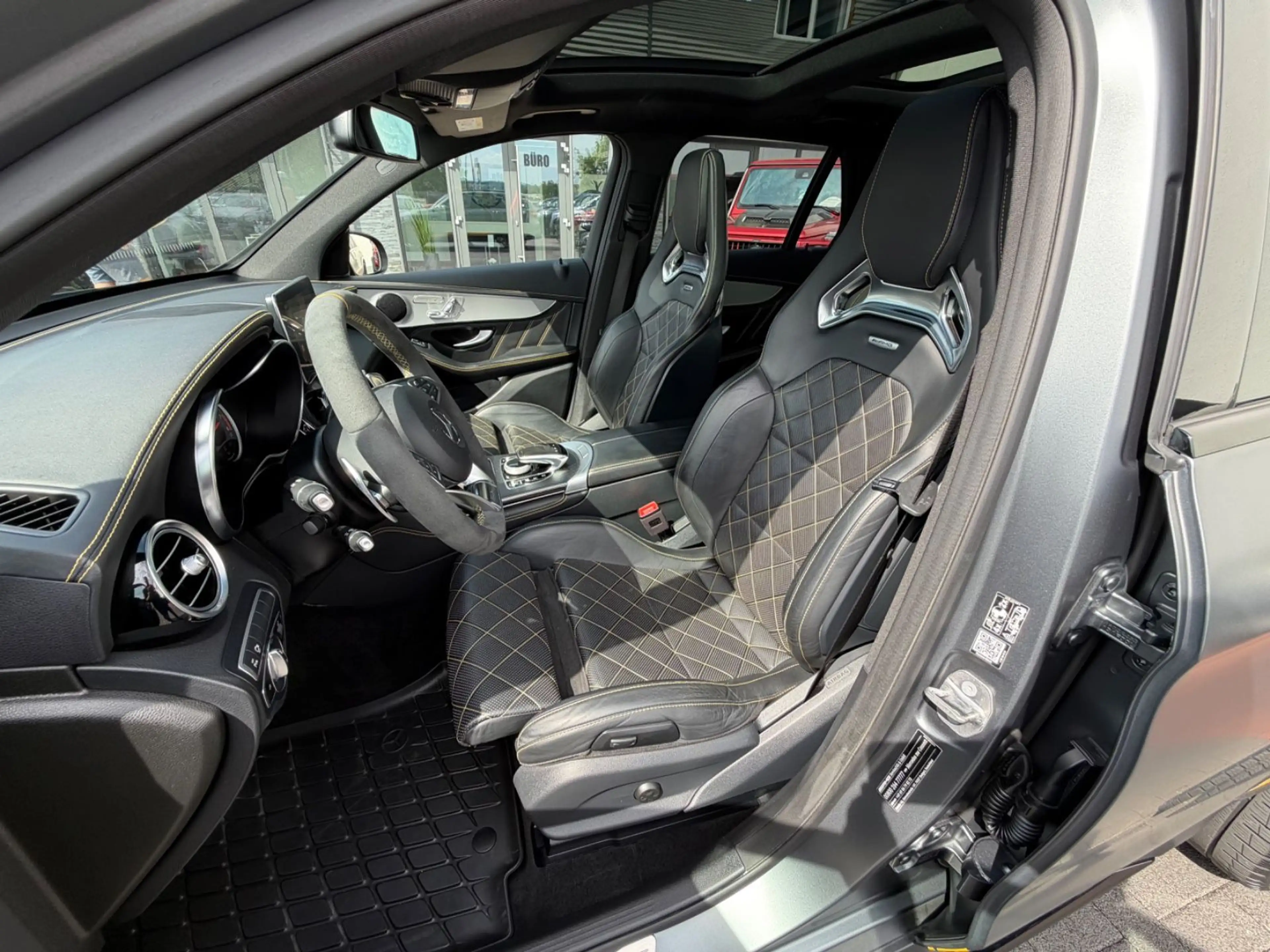 Mercedes-Benz GLC 63 AMG GLC 63 S AMG 4Matic Edition 1*Schalen. *Keramik — photo 11