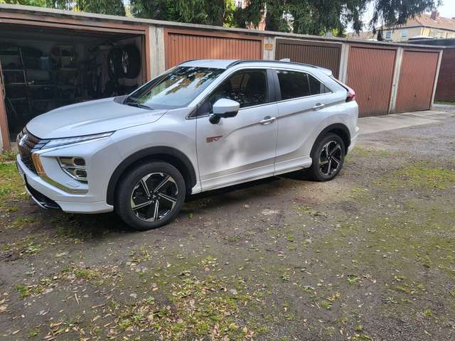 Imagine Mitsubishi Eclipse Cross Eclipse Cross Plug-In Hybrid 4WD Top