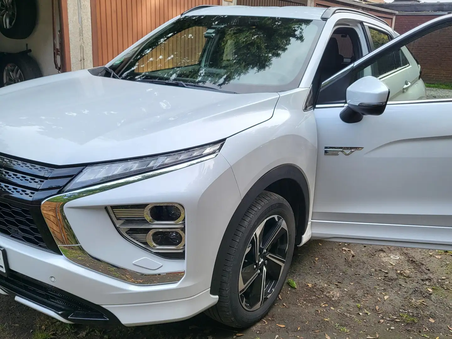 Mitsubishi Eclipse Cross Eclipse Cross Plug-In Hybrid 4WD Top Weiß - 2