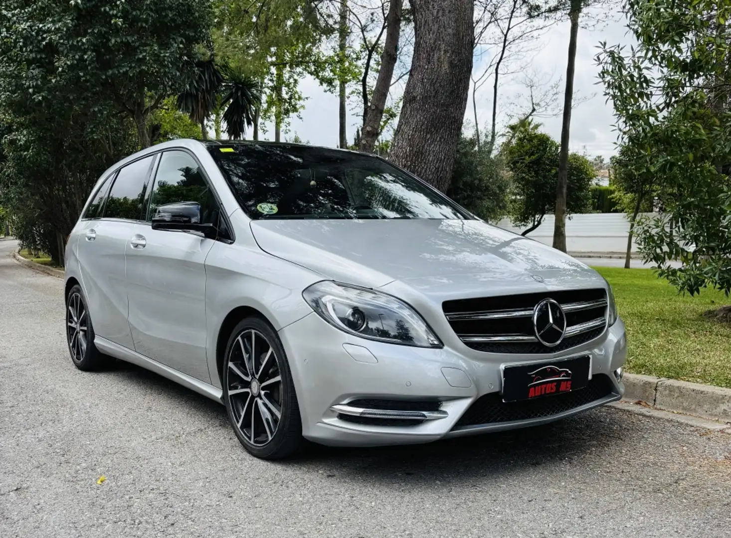 Mercedes-Benz B 200 200CDI BE 7G-DCT P55 952 (4.75) Argent - 1