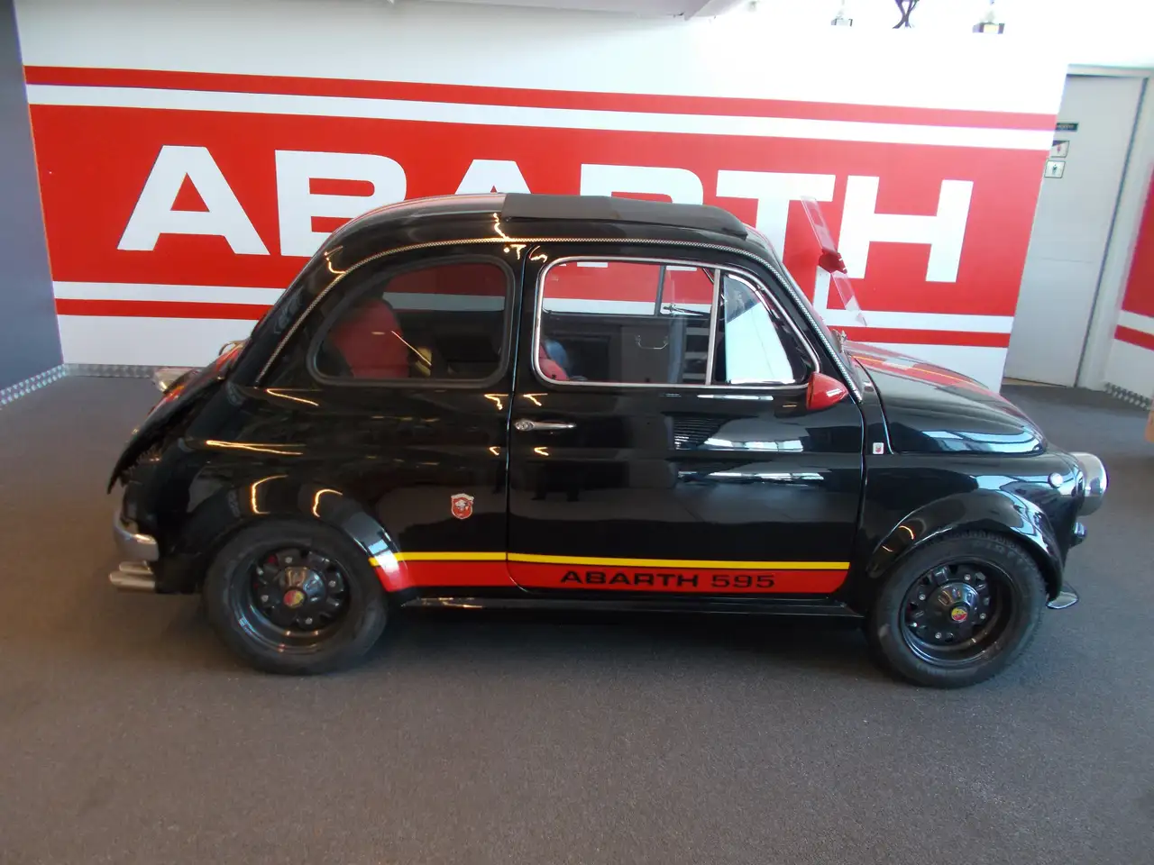 Fiat 500 L Trasformata Abarth 595, foto 7