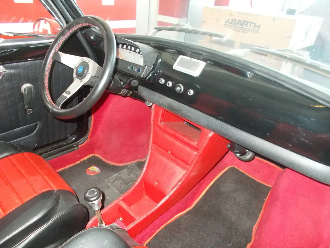Fiat 500 L Trasformata Abarth 595, foto 11