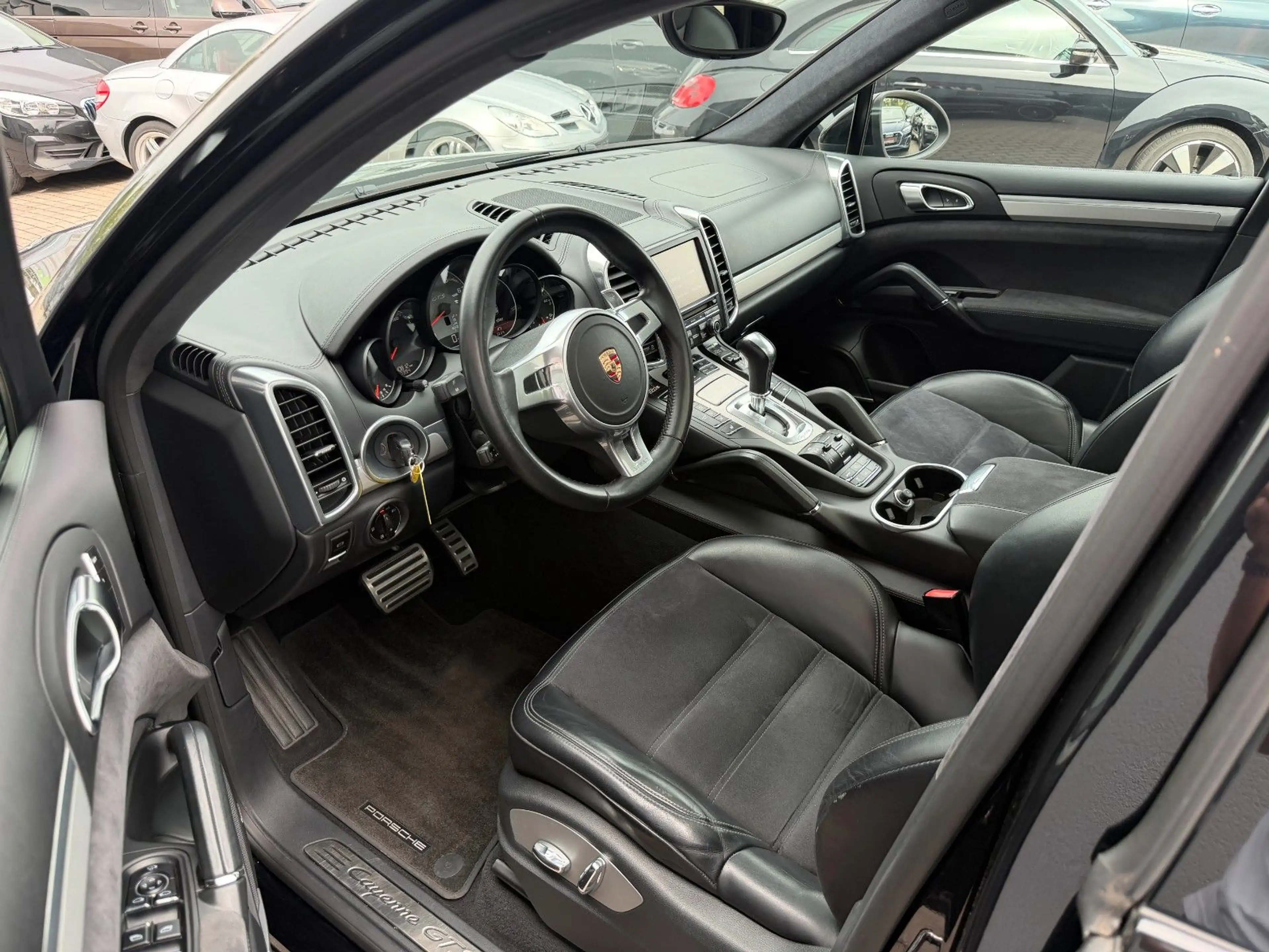 Porsche Cayenne GTS*Bose*PASM*Approved*MwSt.* — photo 12
