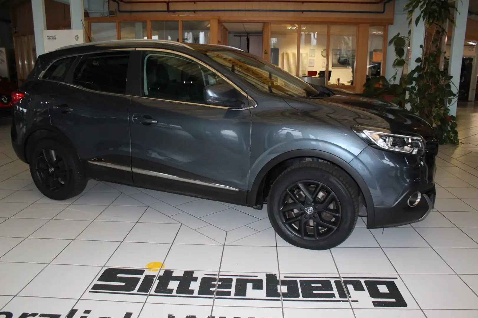 Renault Kadjar XMOD dCi 110 EDC Grau - 1