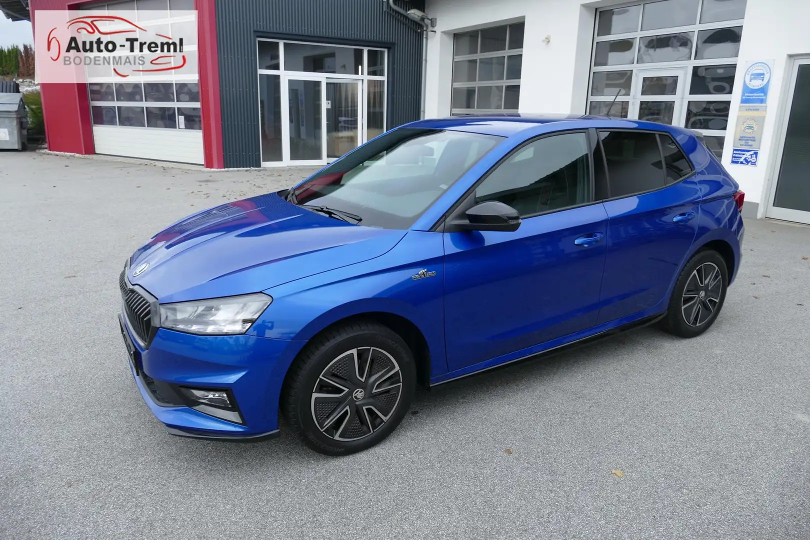 Skoda Fabia 1.0 TSI Monte Carlo 110 PS LED PDC SHZ Navi via... Bleu - 2