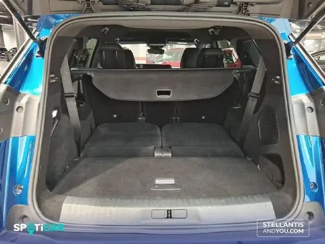 Peugeot 5008 view 6